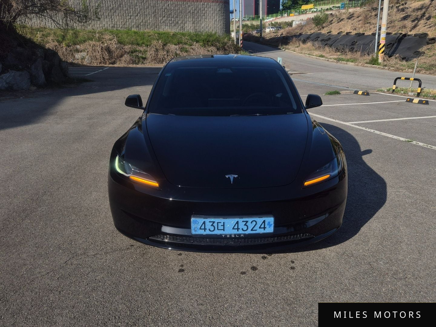 Tesla Model 3 2024 — миниатюра 3