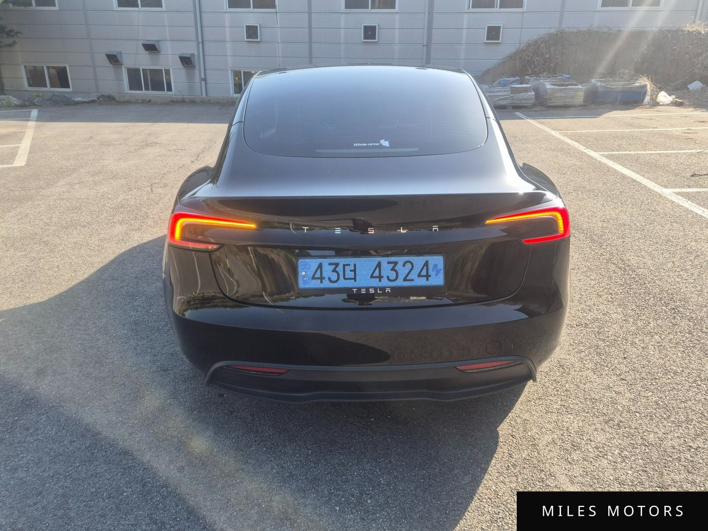 Tesla Model 3 2024 — миниатюра 4