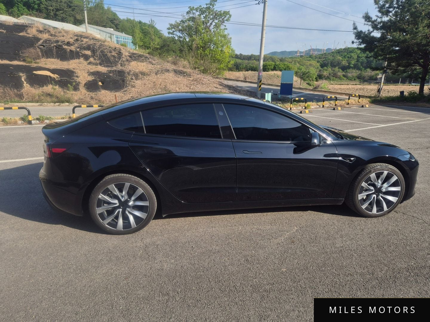 Tesla Model 3 2024 — миниатюра 5