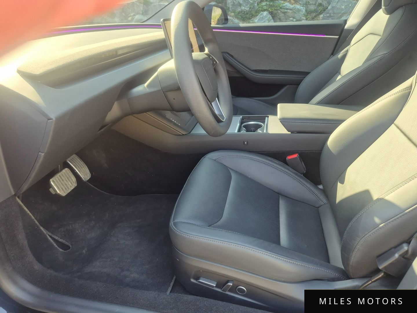 Tesla Model 3 2024 — миниатюра 10