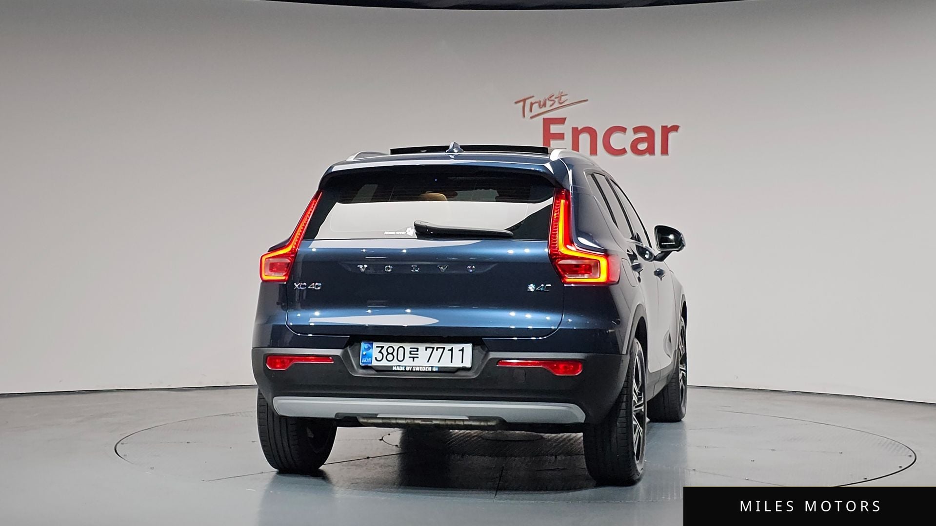 Volvo XC40 2021 — миниатюра 3