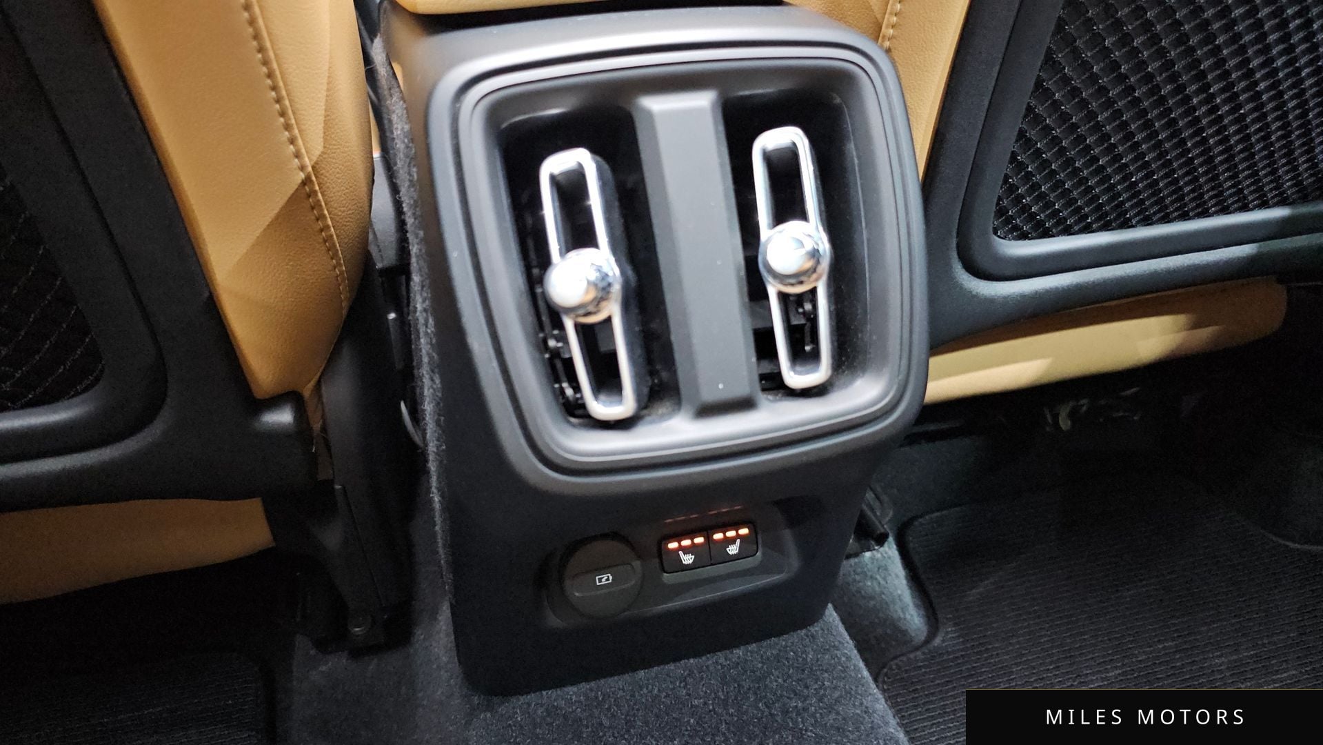 Volvo XC40 2021 — миниатюра 24