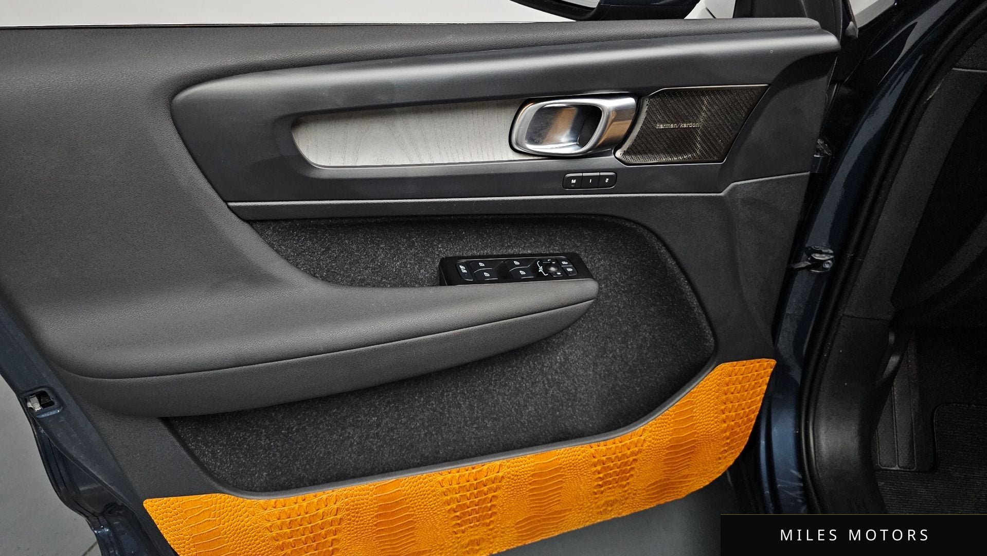 Volvo XC40 2021 — миниатюра 13