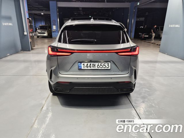Лексус NX350h 2025 — миниатюра 6