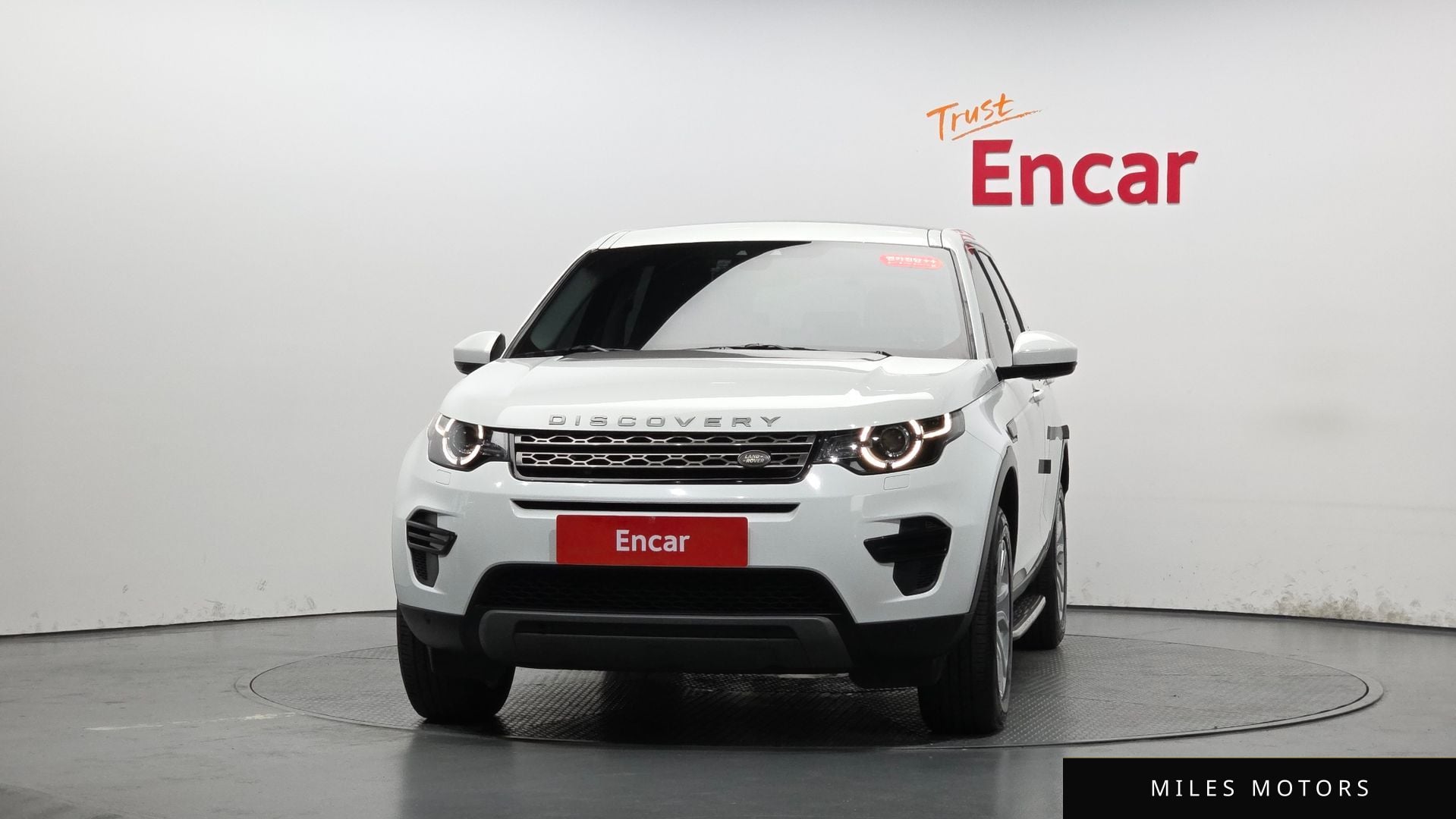 Land Rover Discovery Sport 2017 — миниатюра 2