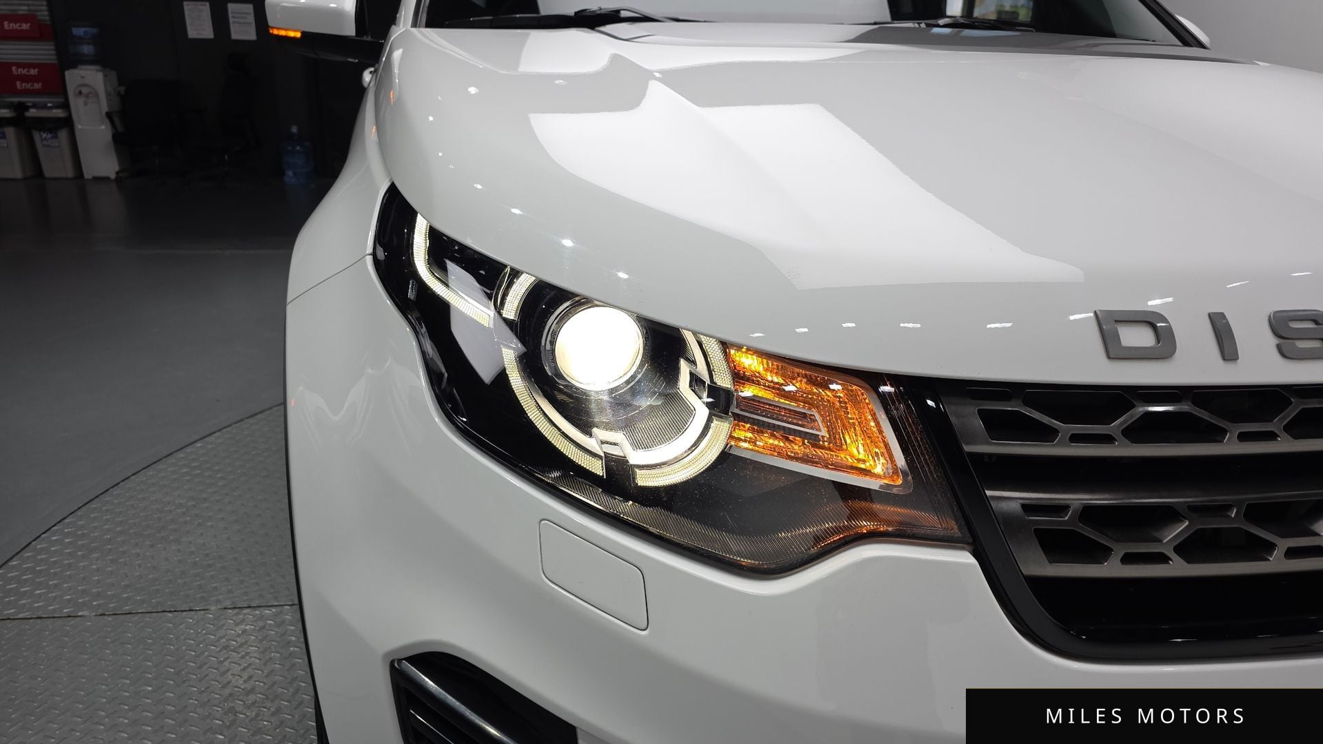 Land Rover Discovery Sport 2017 — миниатюра 7