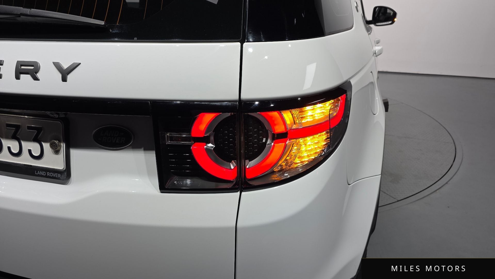 Land Rover Discovery Sport 2017 — миниатюра 8