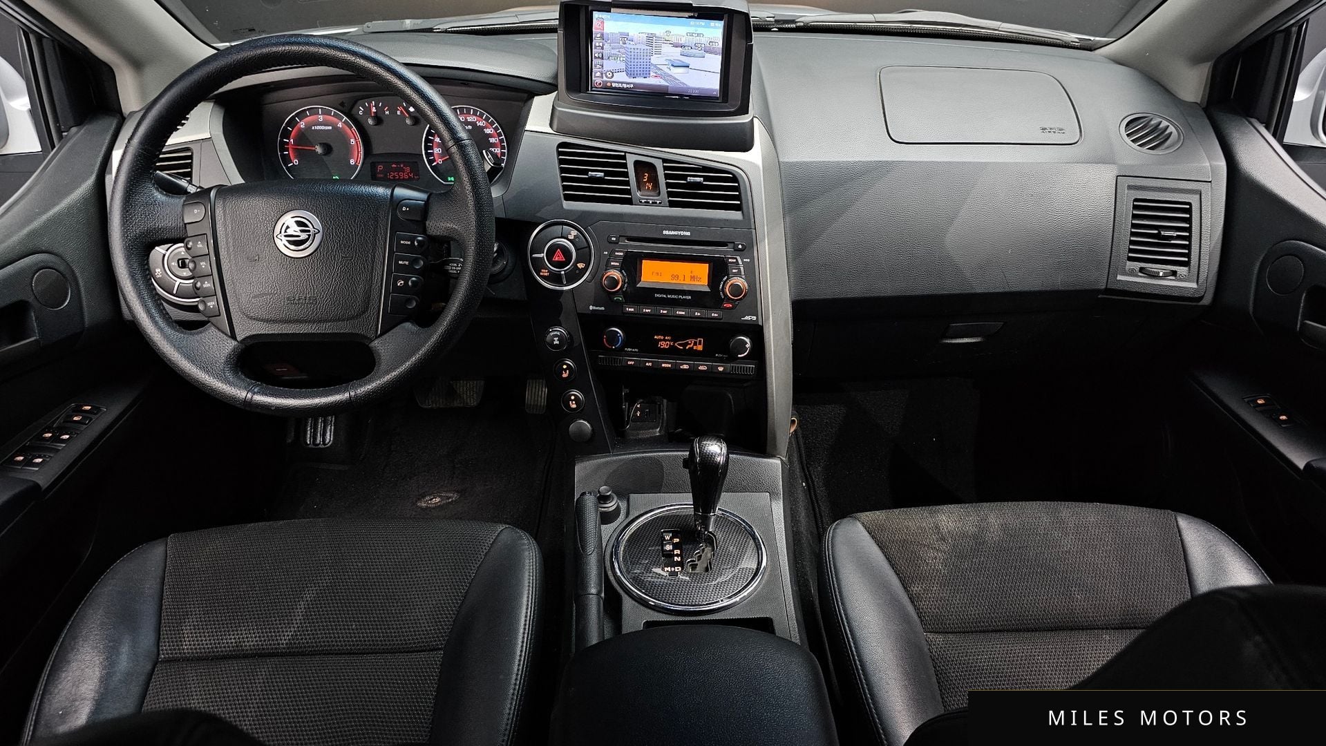 KG Mobility 코란도 스포츠 2013 — миниатюра 10