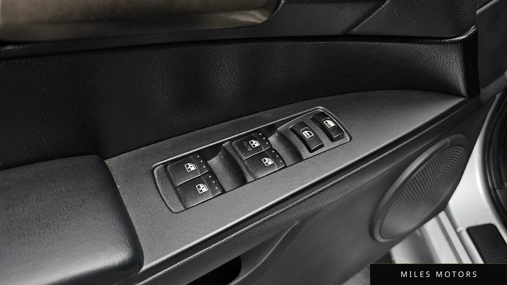 KG Mobility 코란도 스포츠 2013 — миниатюра 23