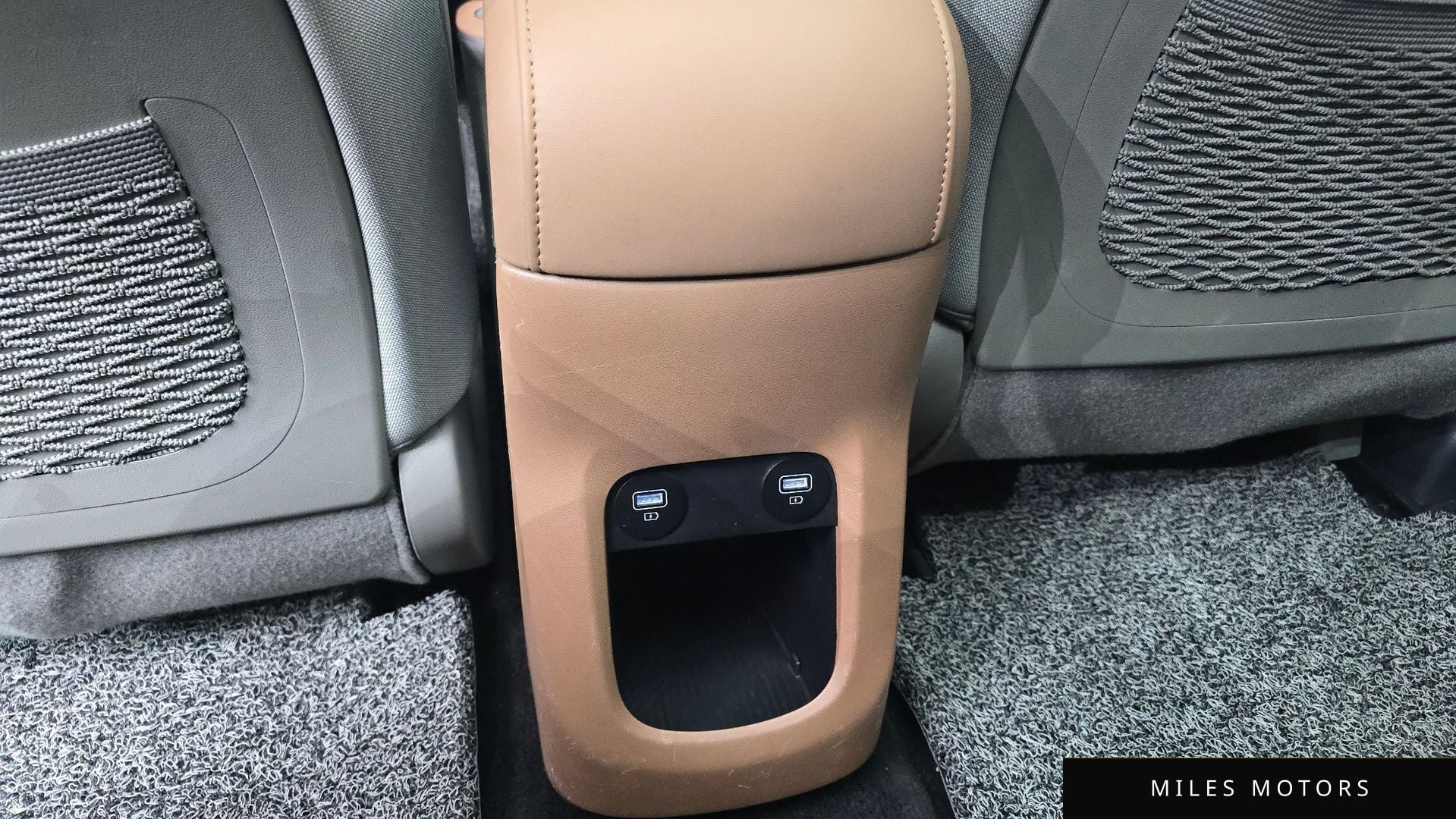 Hyundai Ioniq5 2022 — миниатюра 33