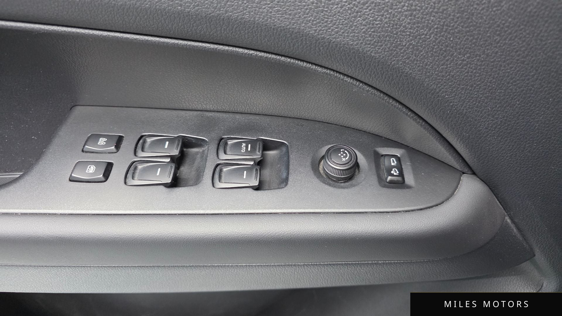 KG Mobility Rexton 2024 — миниатюра 30