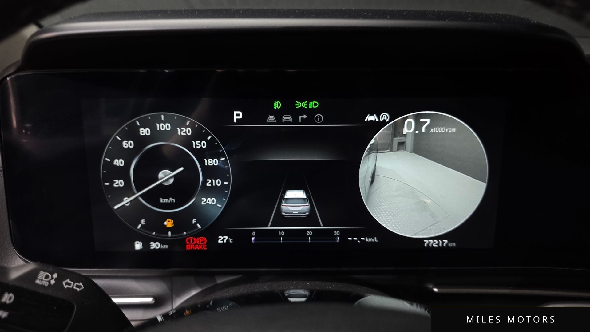 Kia Carnival 2023 — миниатюра 11