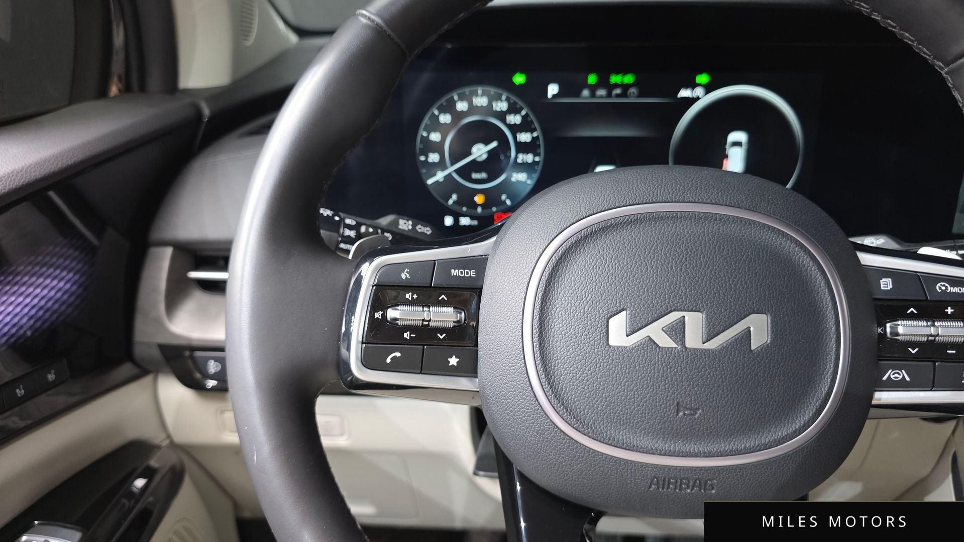 Kia Carnival 2023 — миниатюра 27