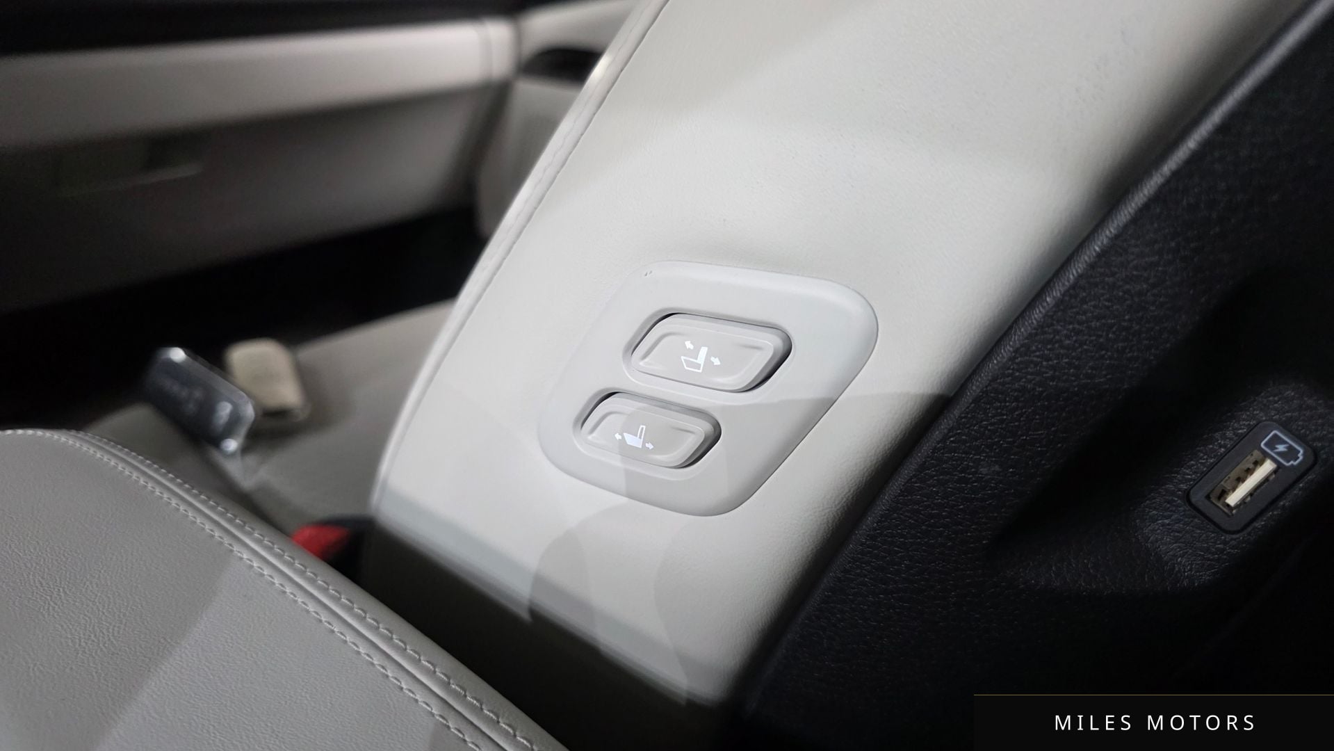 Kia Carnival 2023 — миниатюра 29