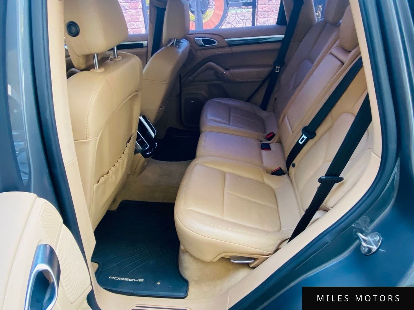 Porsche Cayenne 2013 — миниатюра 10