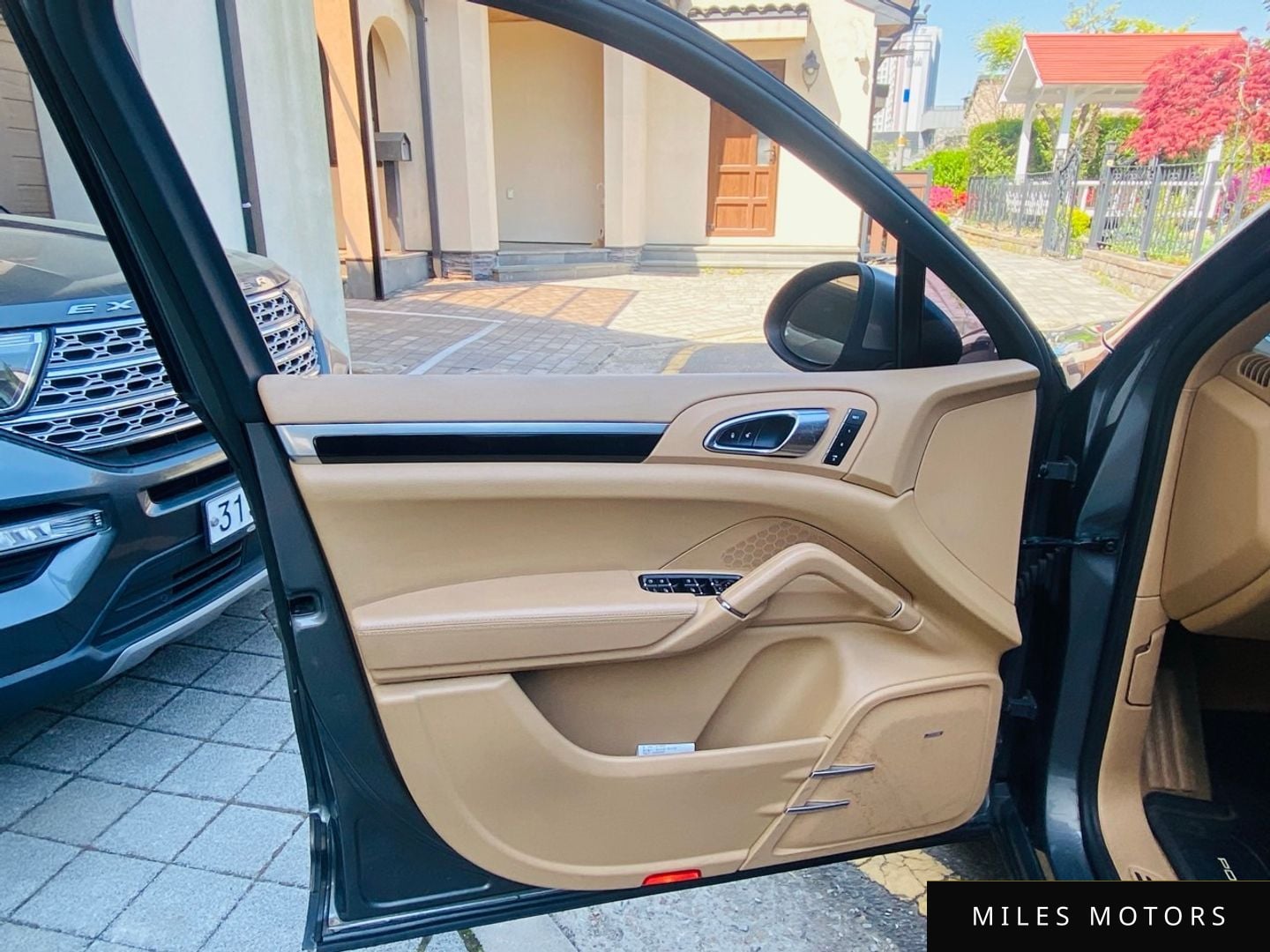 Porsche Cayenne 2013 — миниатюра 12