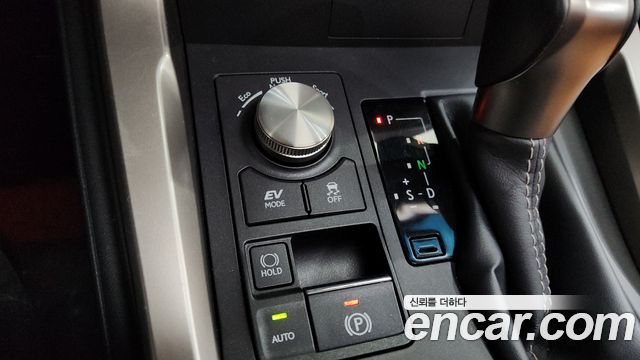 Лексус NX300h 2019 — миниатюра 12