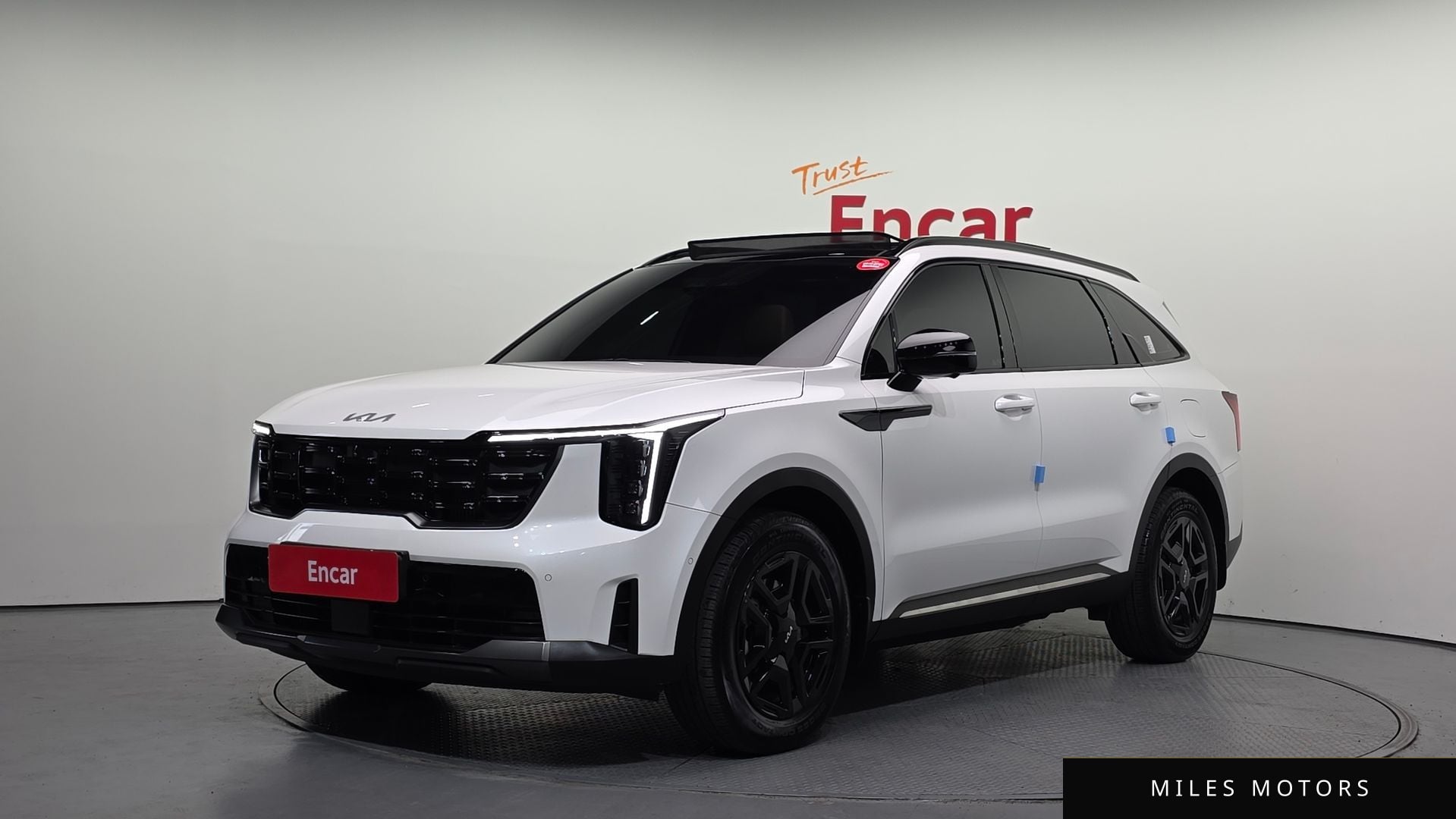 Kia Sorento 2024 — фото 1 из 12