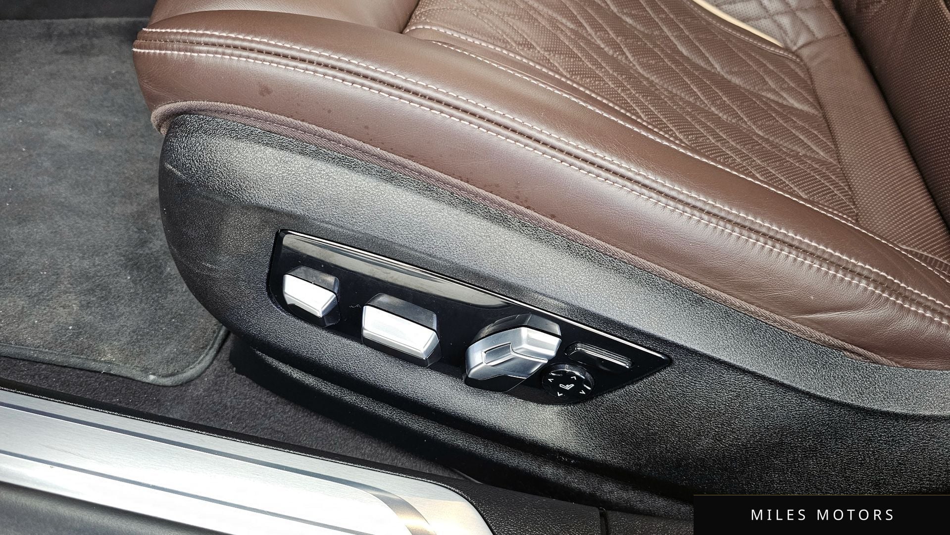 BMW 7 Series (G11) 2021 — миниатюра 31