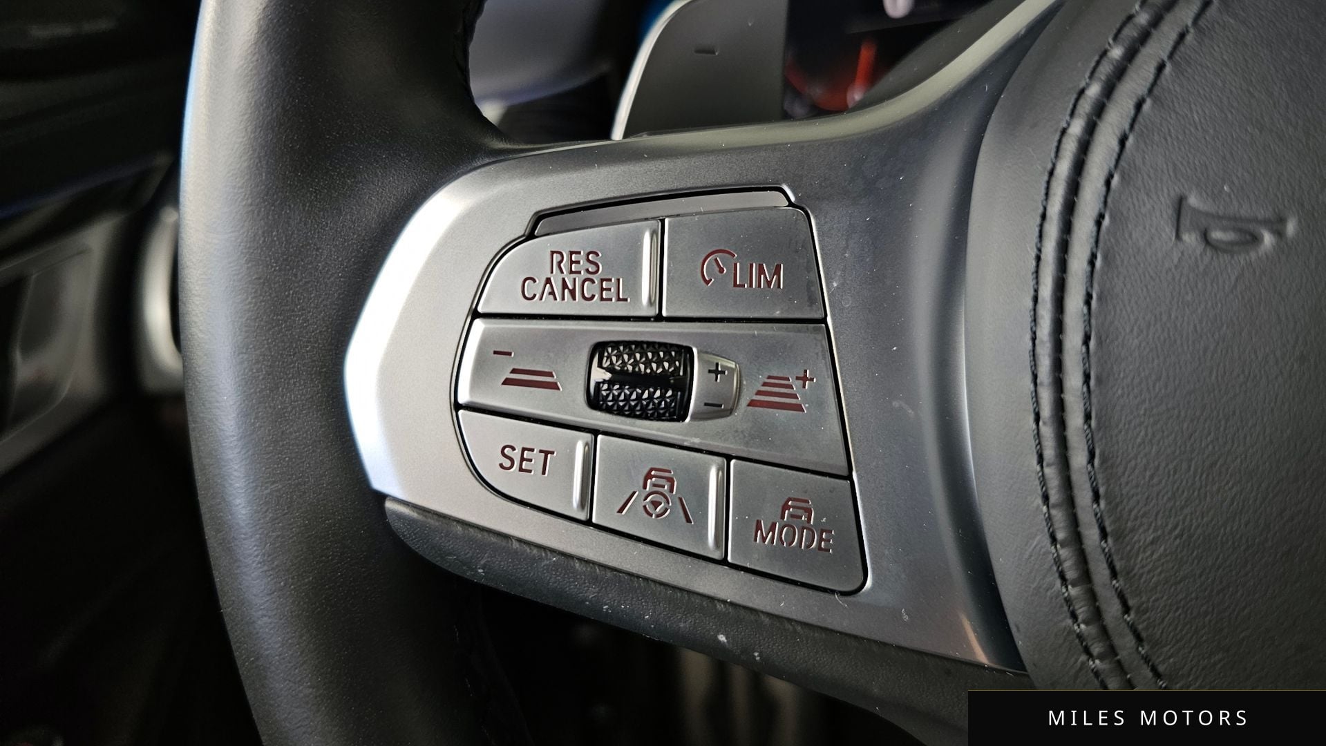 BMW 7 Series (G11) 2021 — миниатюра 32