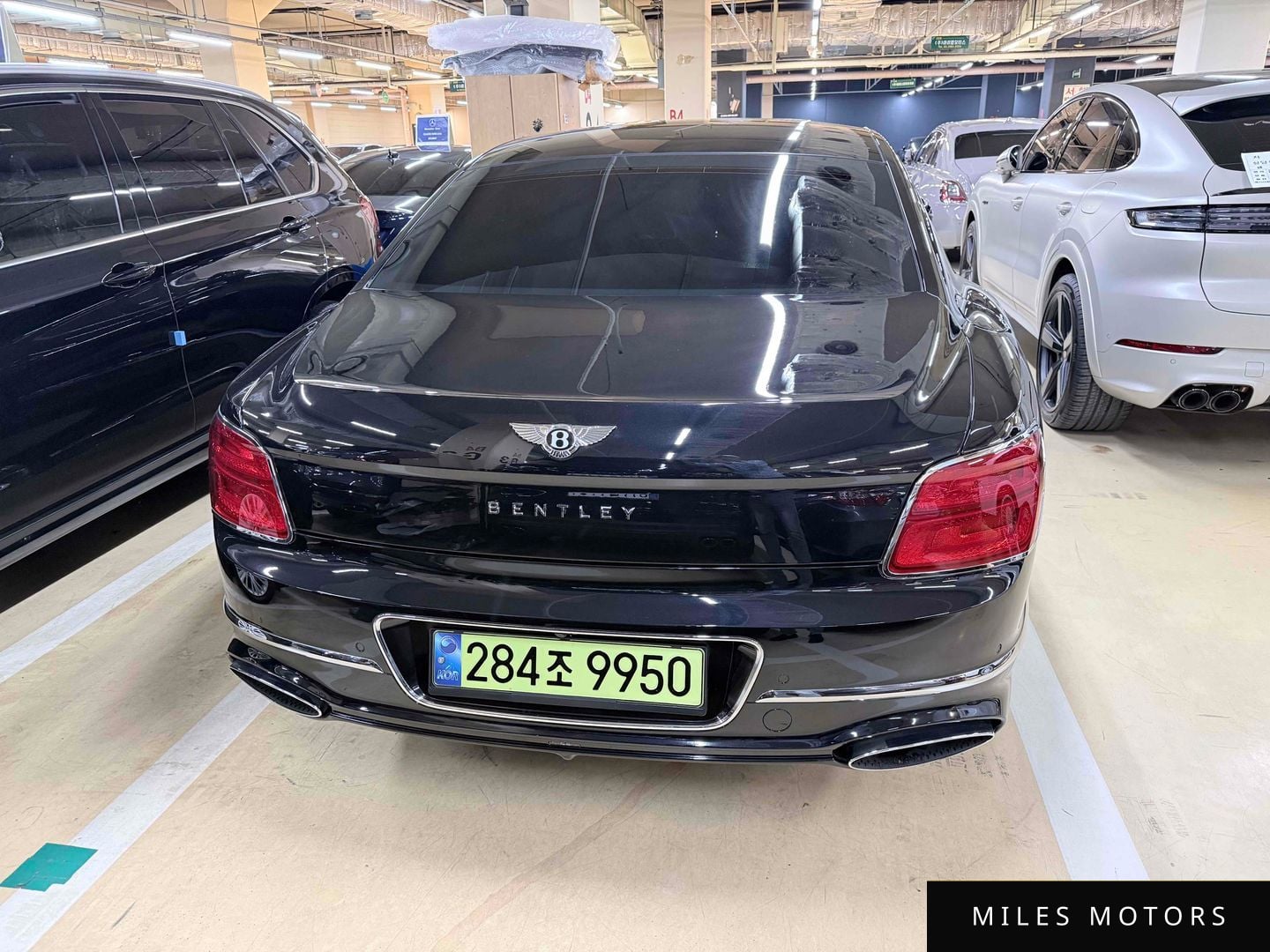 Bentley Flying Spur 2020 — миниатюра 4