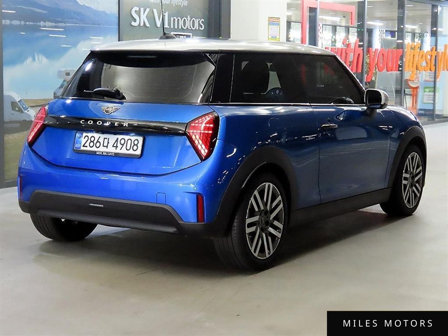 MINI 쿠퍼 C 2025 — миниатюра 4