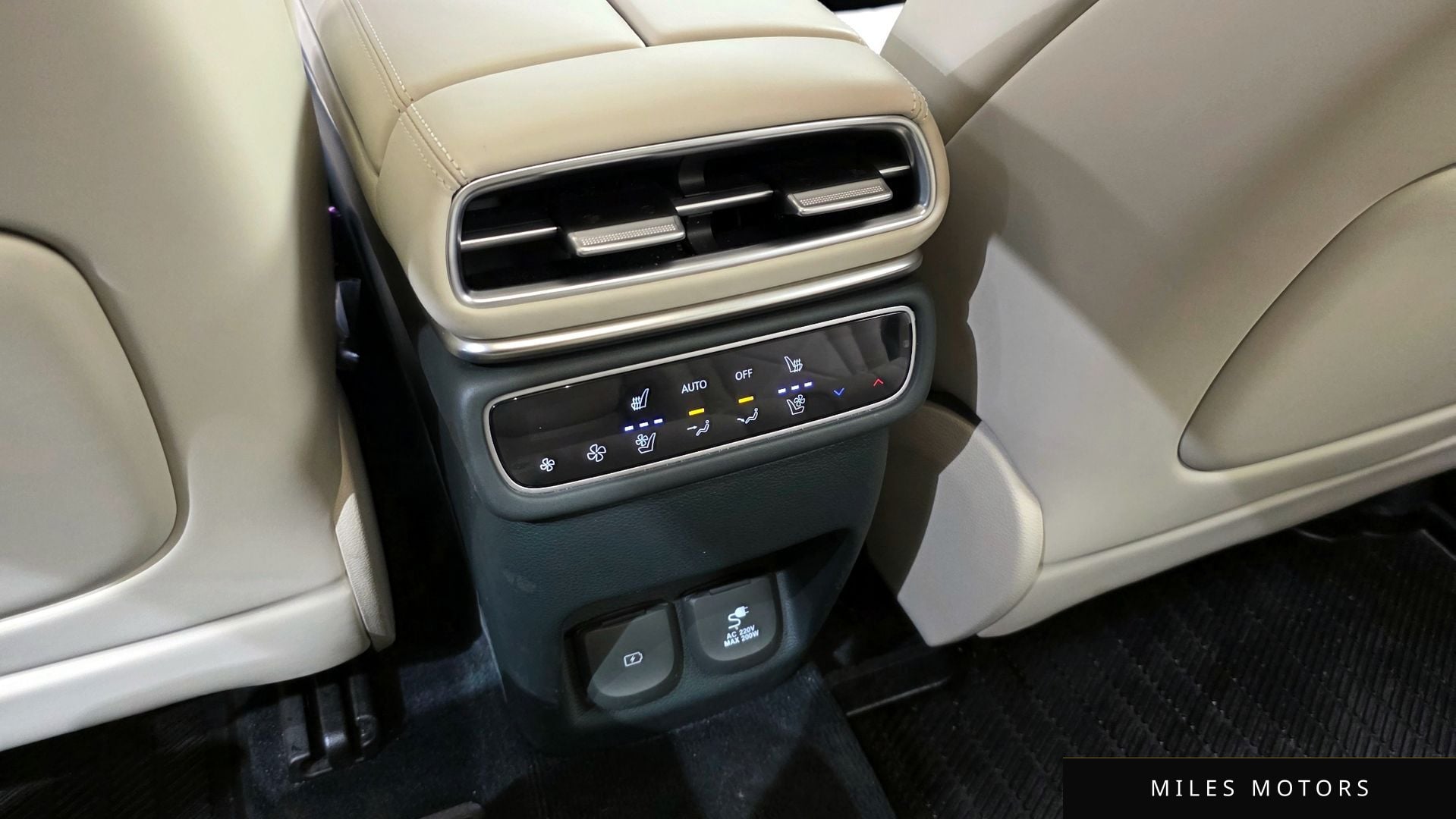 Genesis GV80 2025 — миниатюра 25