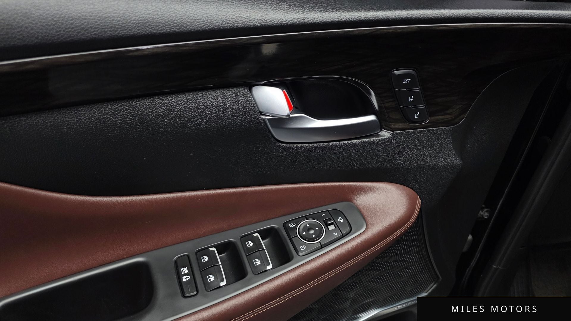 Hyundai Santafe 2019 — миниатюра 29