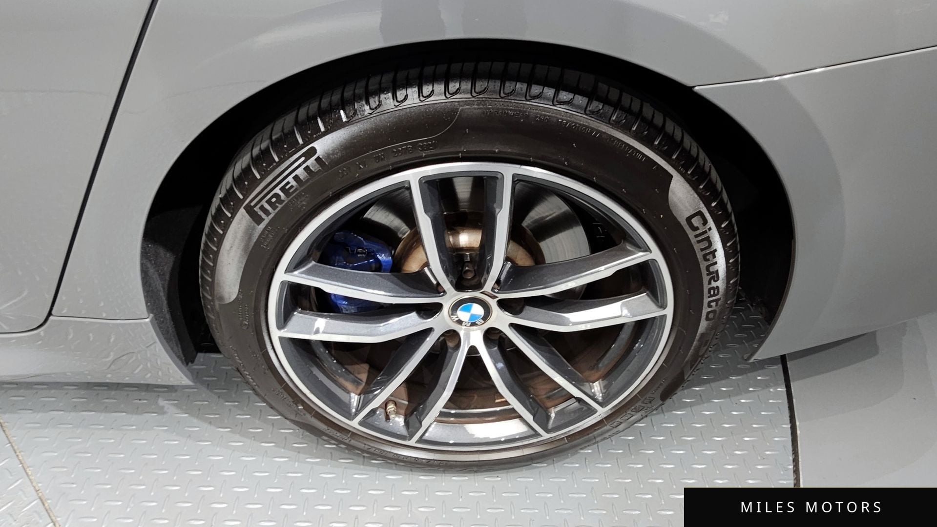 BMW 5 Series (G30) 2022 — миниатюра 7