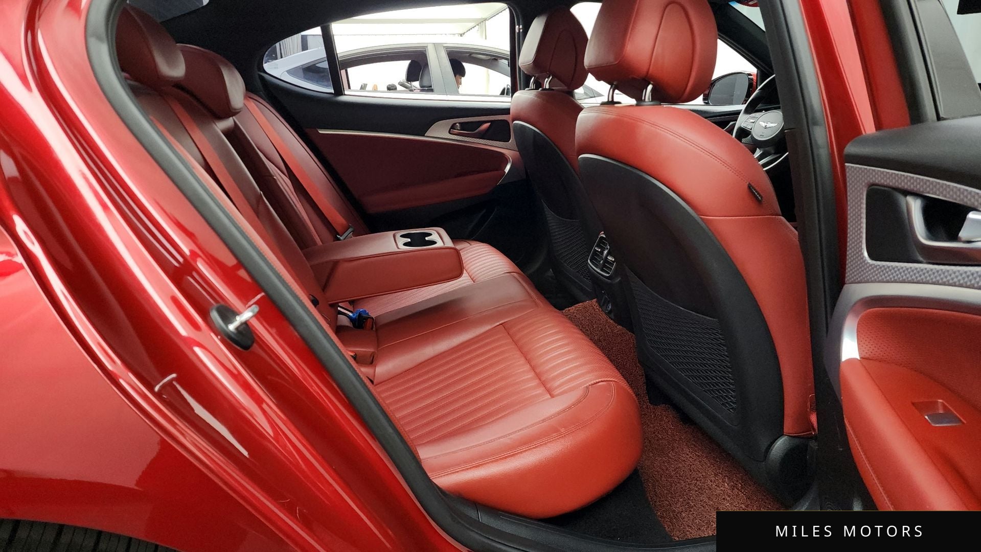 Genesis 뉴 G70 2021 — миниатюра 18