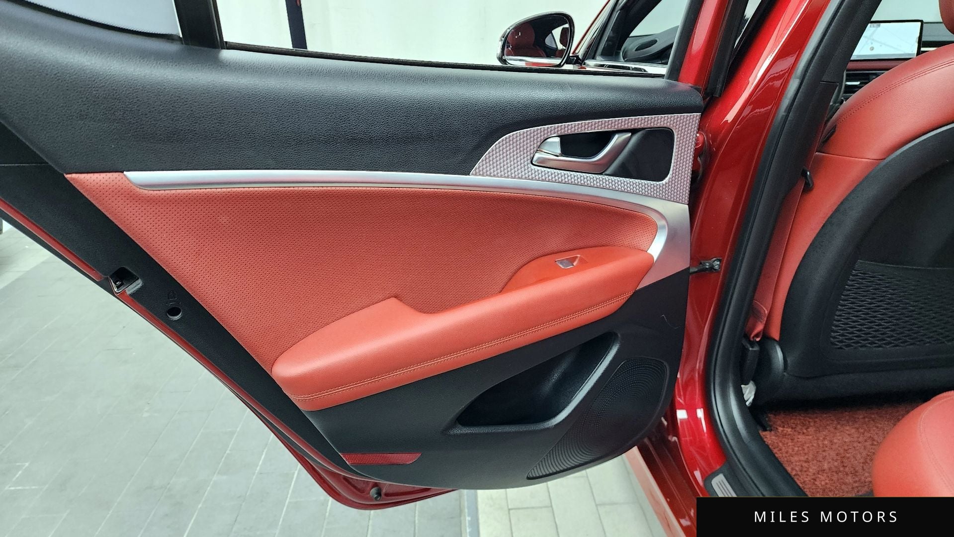 Genesis 뉴 G70 2021 — миниатюра 15