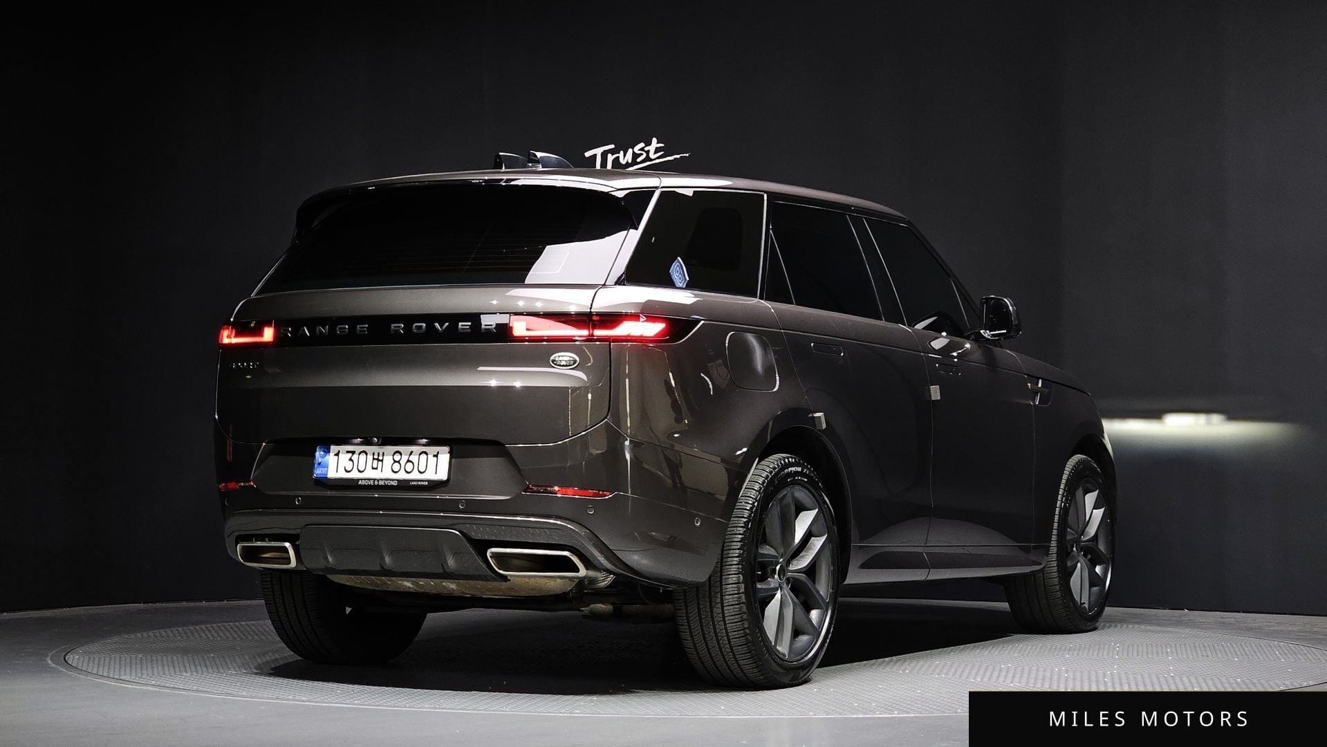 Land Rover Range Rover Sport 2023 — миниатюра 2