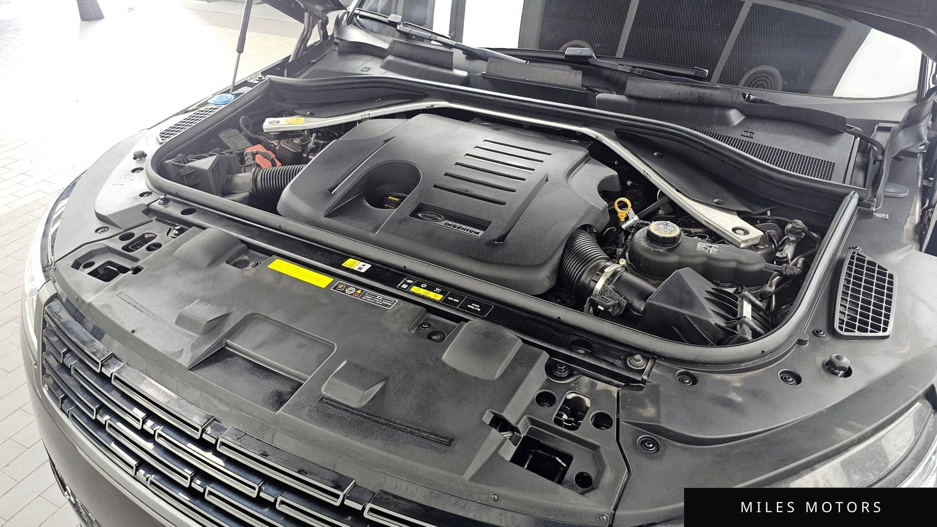 Land Rover Range Rover Sport 2023 — миниатюра 6