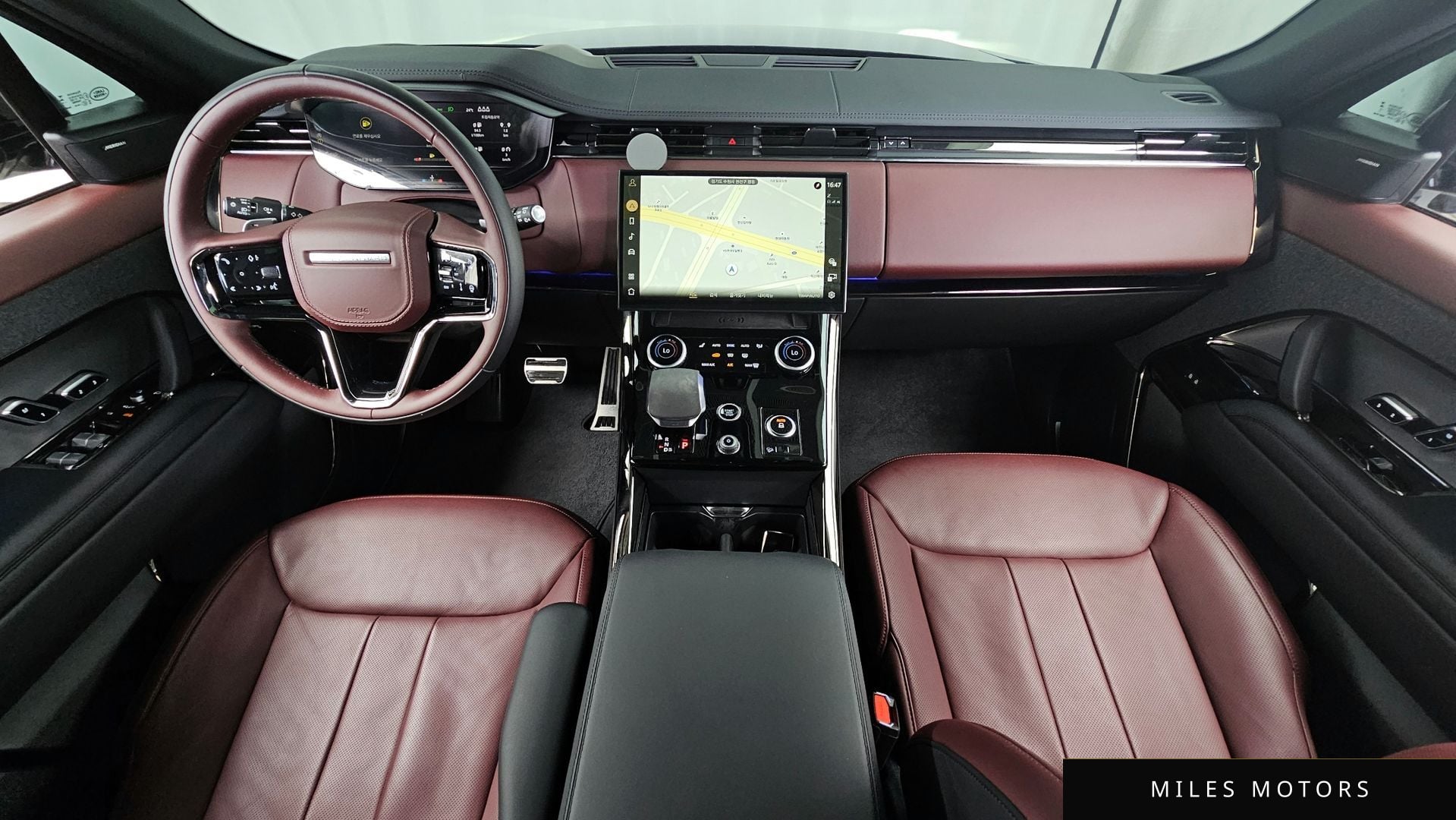 Land Rover Range Rover Sport 2023 — миниатюра 10