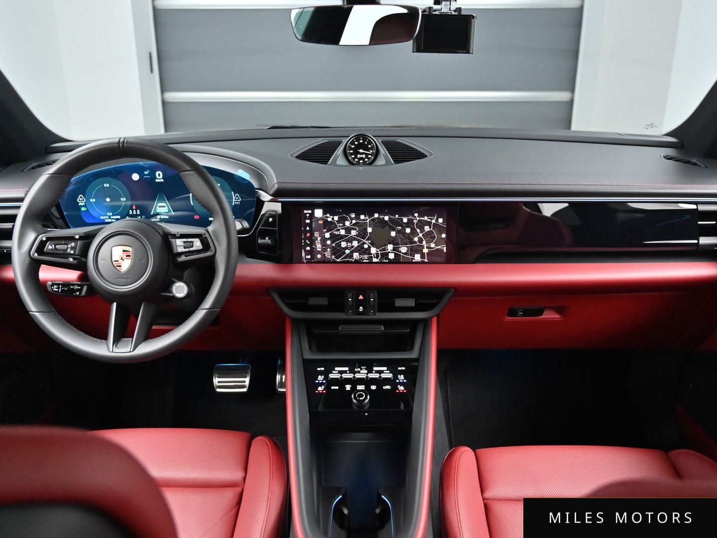 Porsche Macan 2025 — миниатюра 7