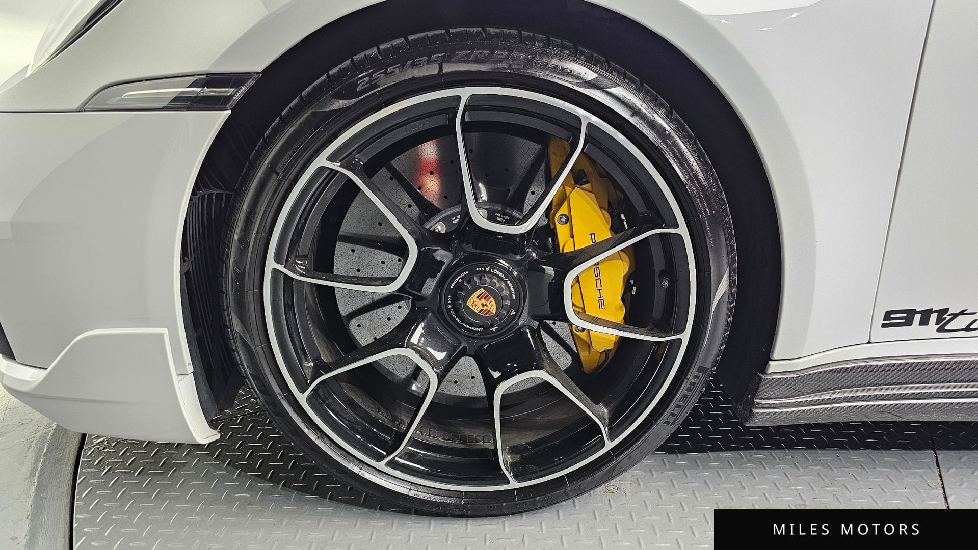 Porsche 911 (992) 2021 — миниатюра 5