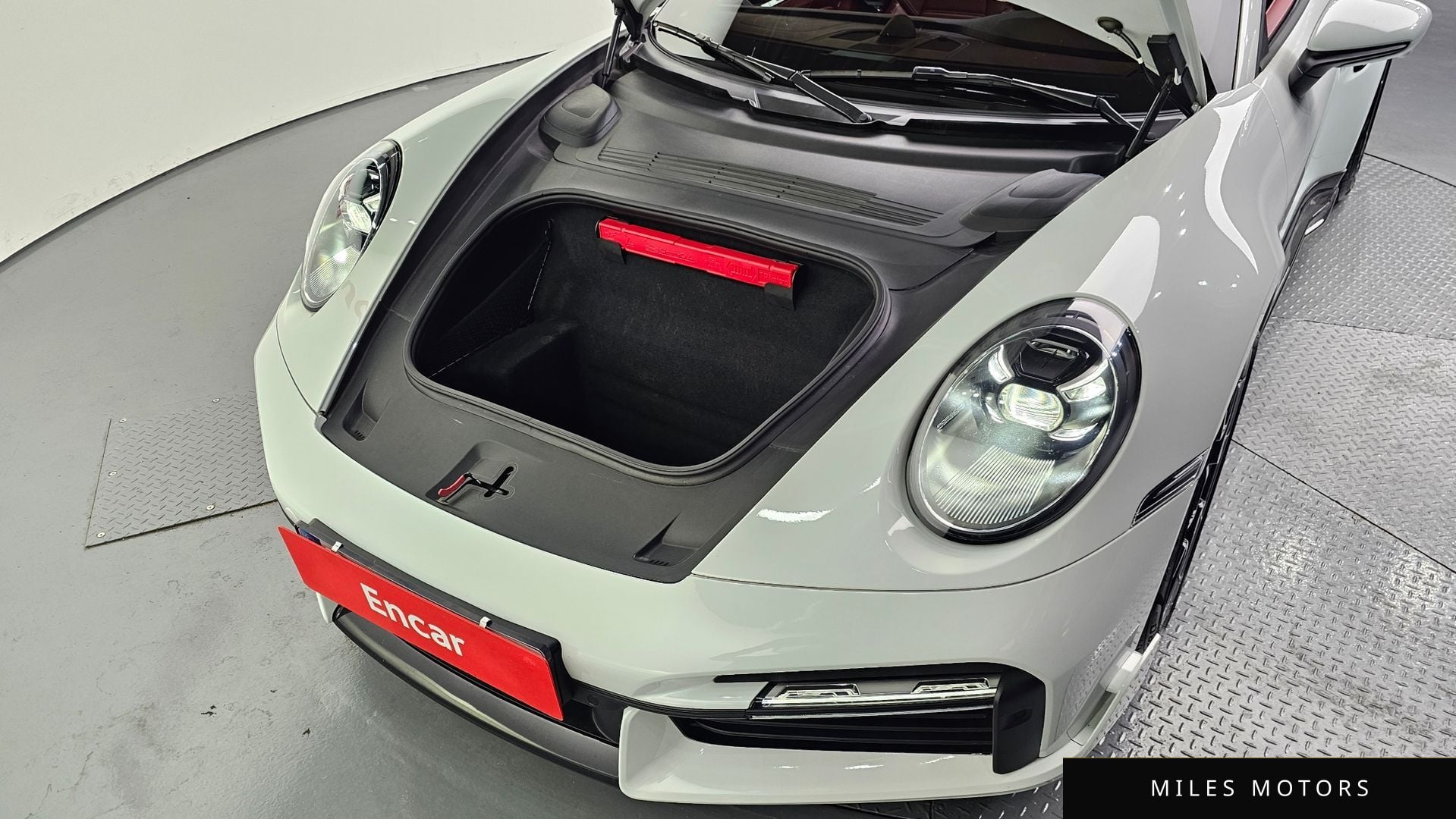 Porsche 911 (992) 2021 — миниатюра 6