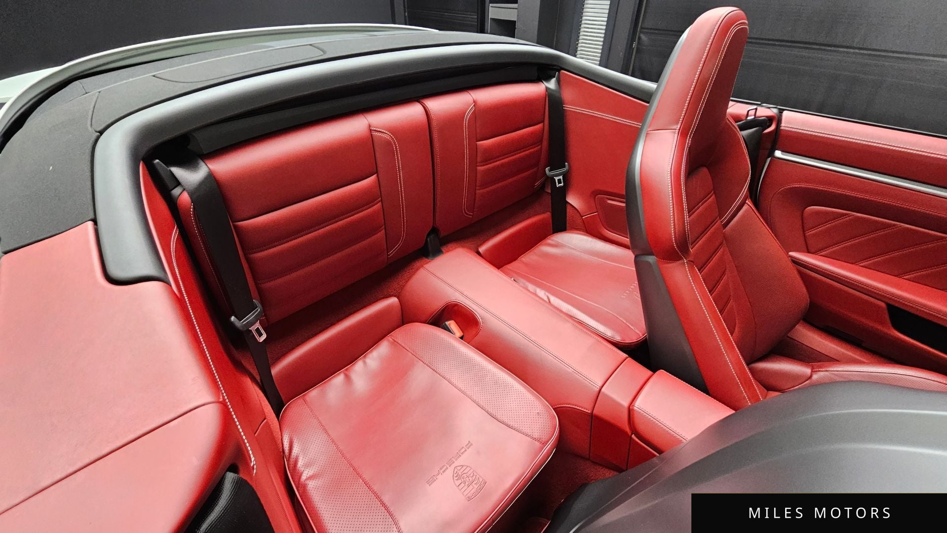 Porsche 911 (992) 2021 — миниатюра 12