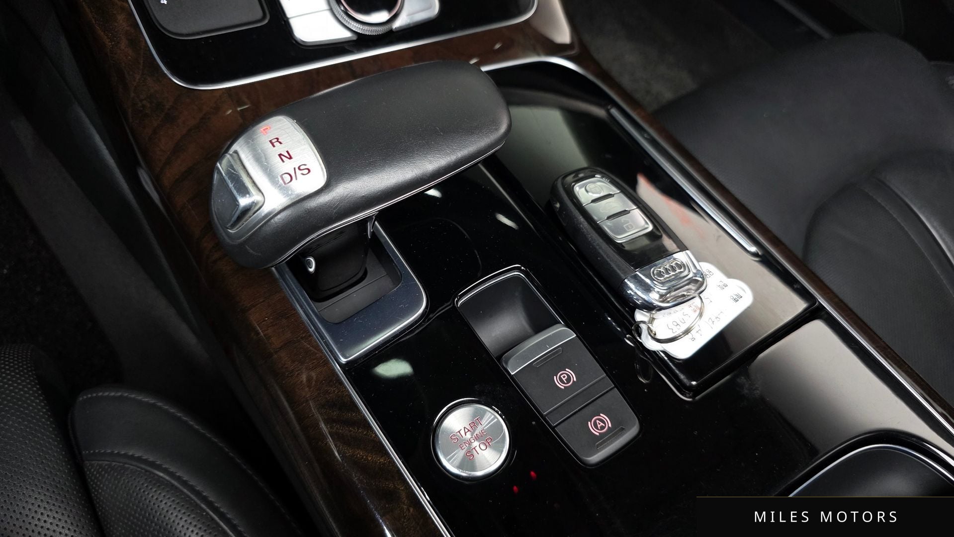 Audi A8 2015 — миниатюра 9