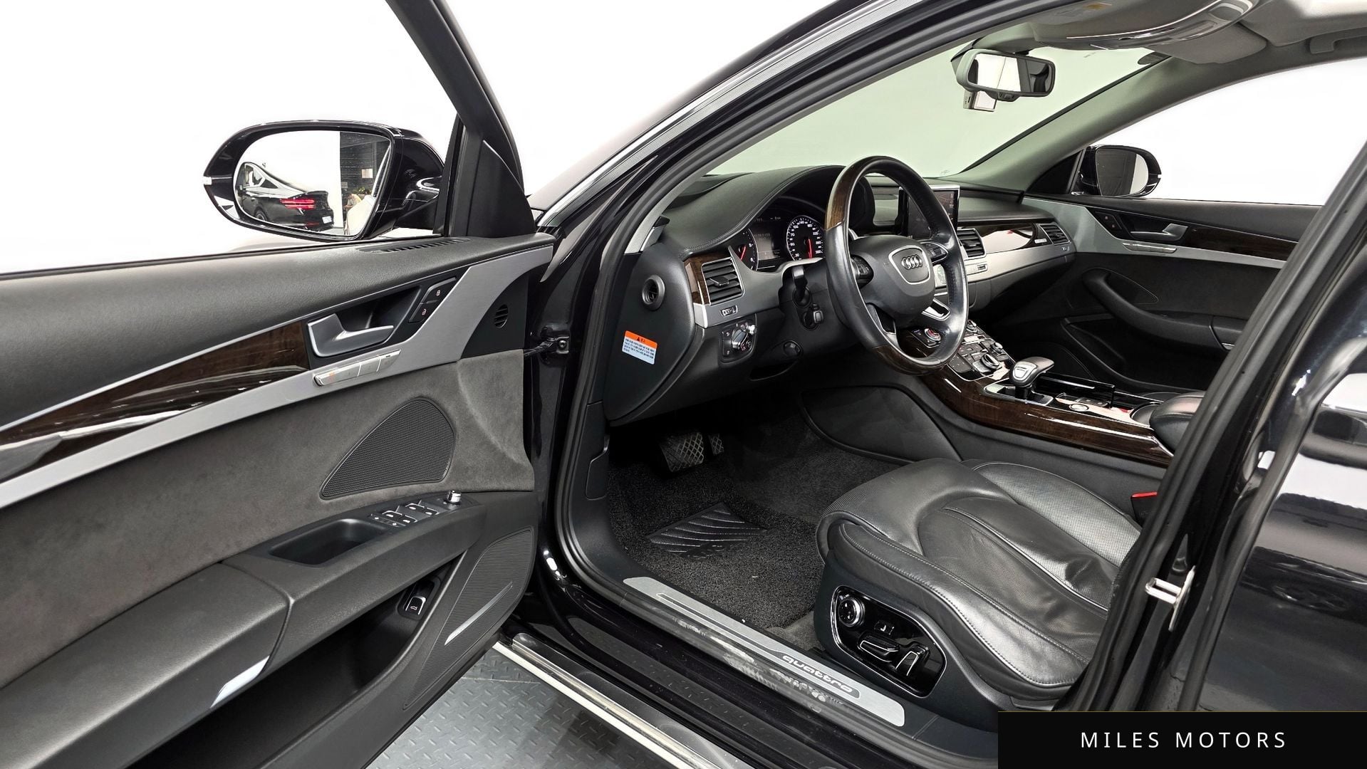Audi A8 2015 — миниатюра 10