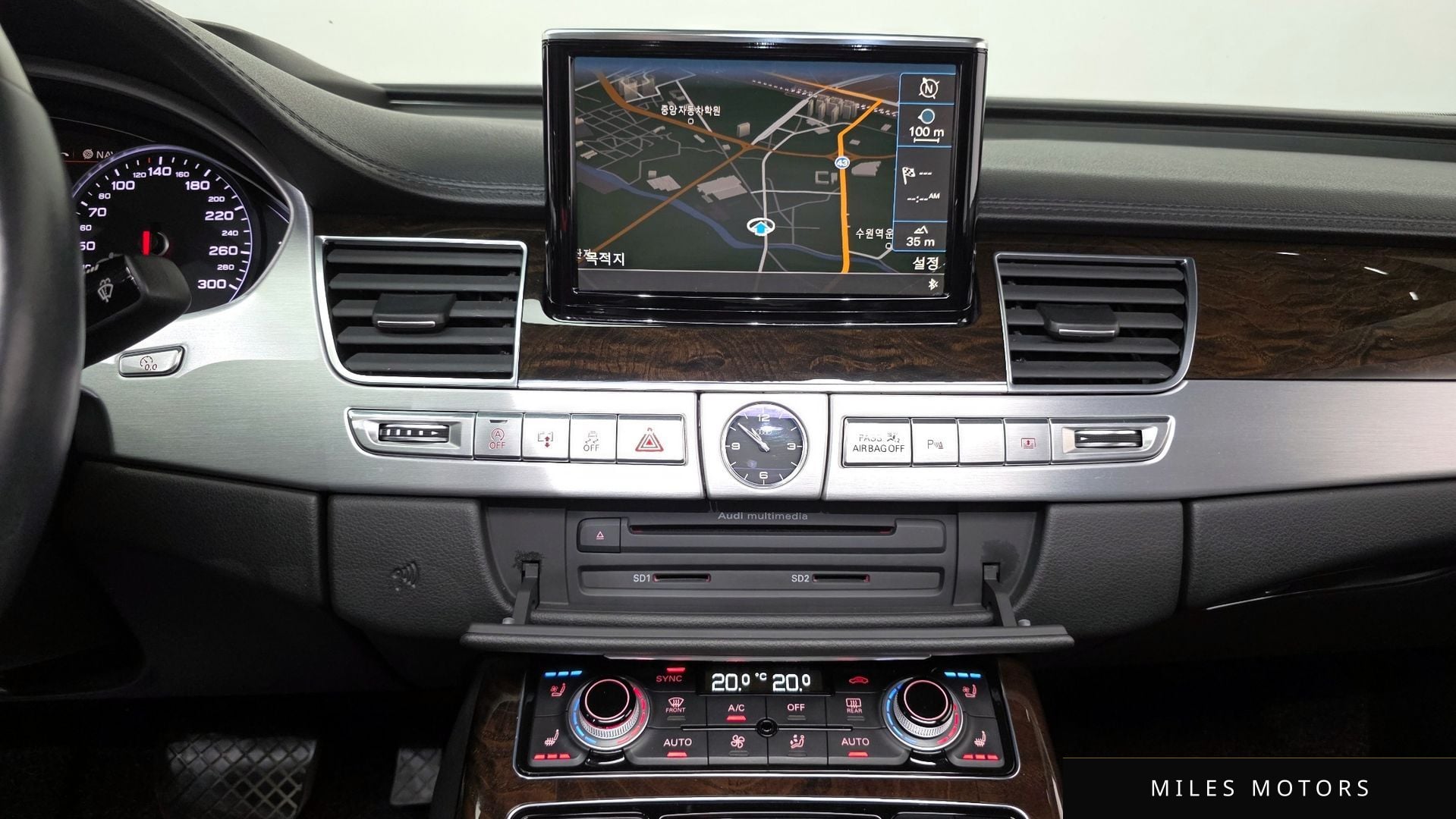 Audi A8 2015 — миниатюра 12