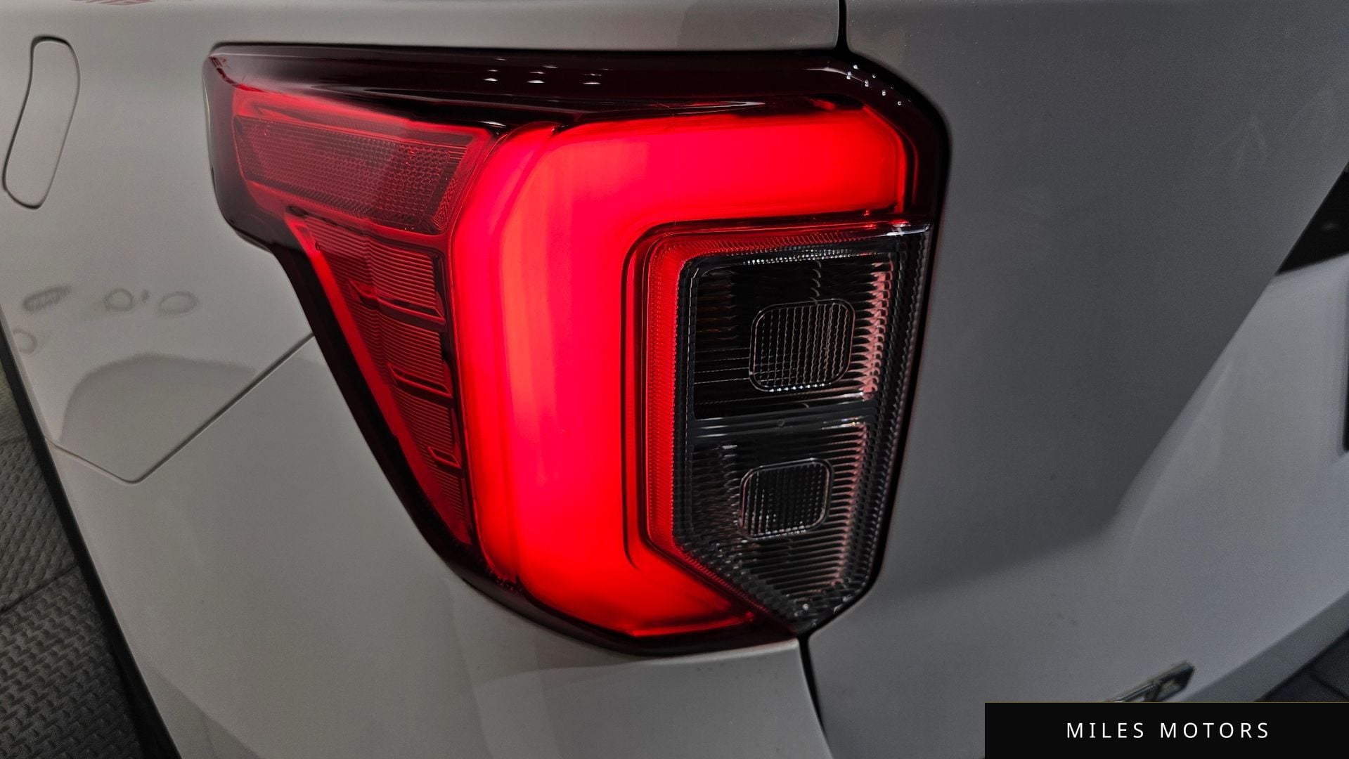Ford Explorer 2021 — миниатюра 9