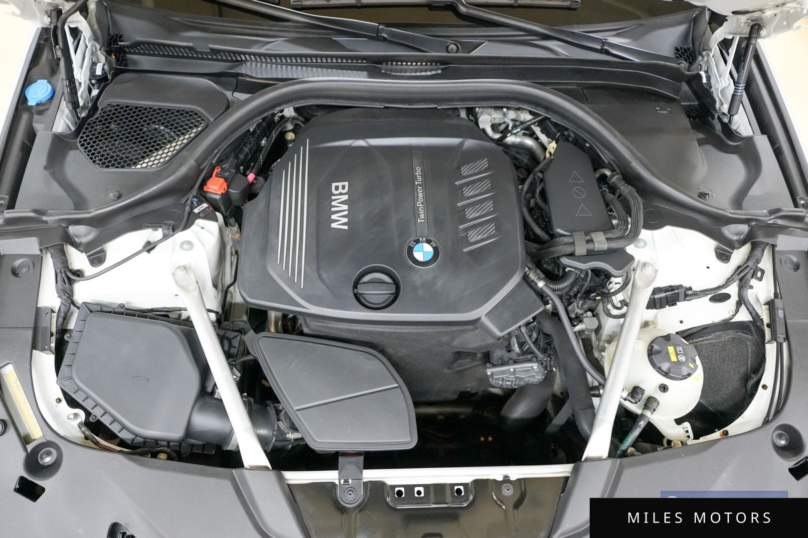 BMW 5 Series (G30) 2018 — миниатюра 6