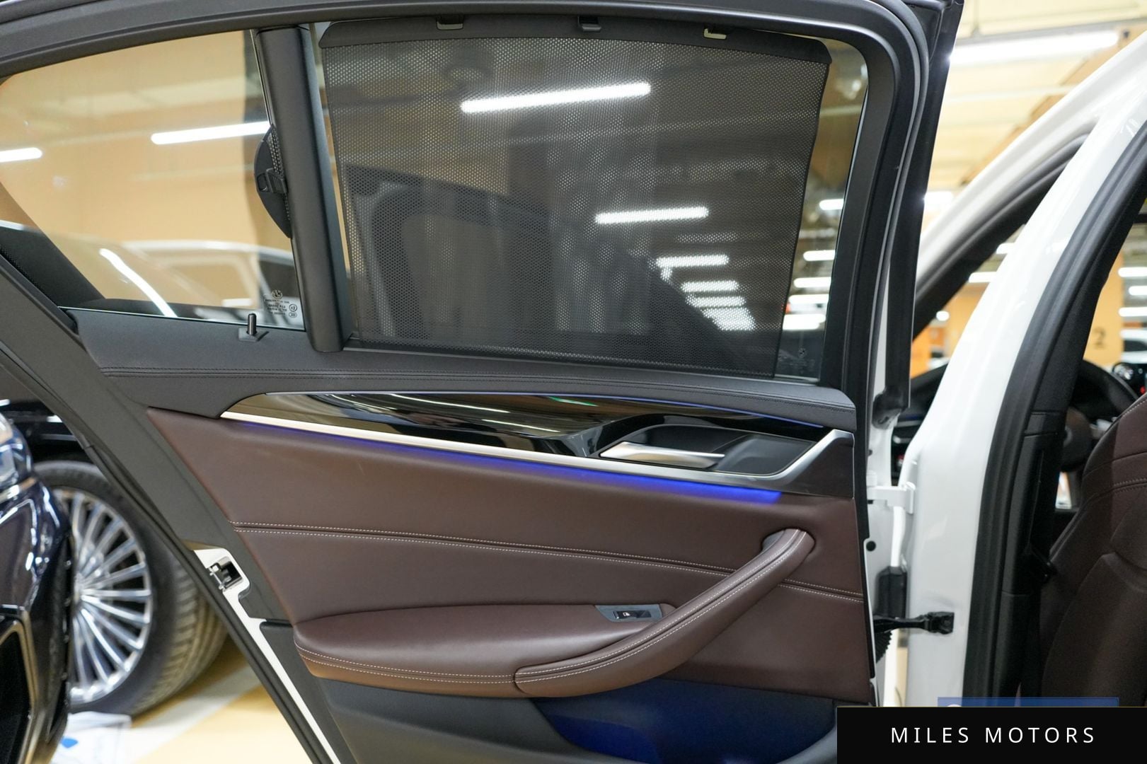 BMW 5 Series (G30) 2018 — миниатюра 18