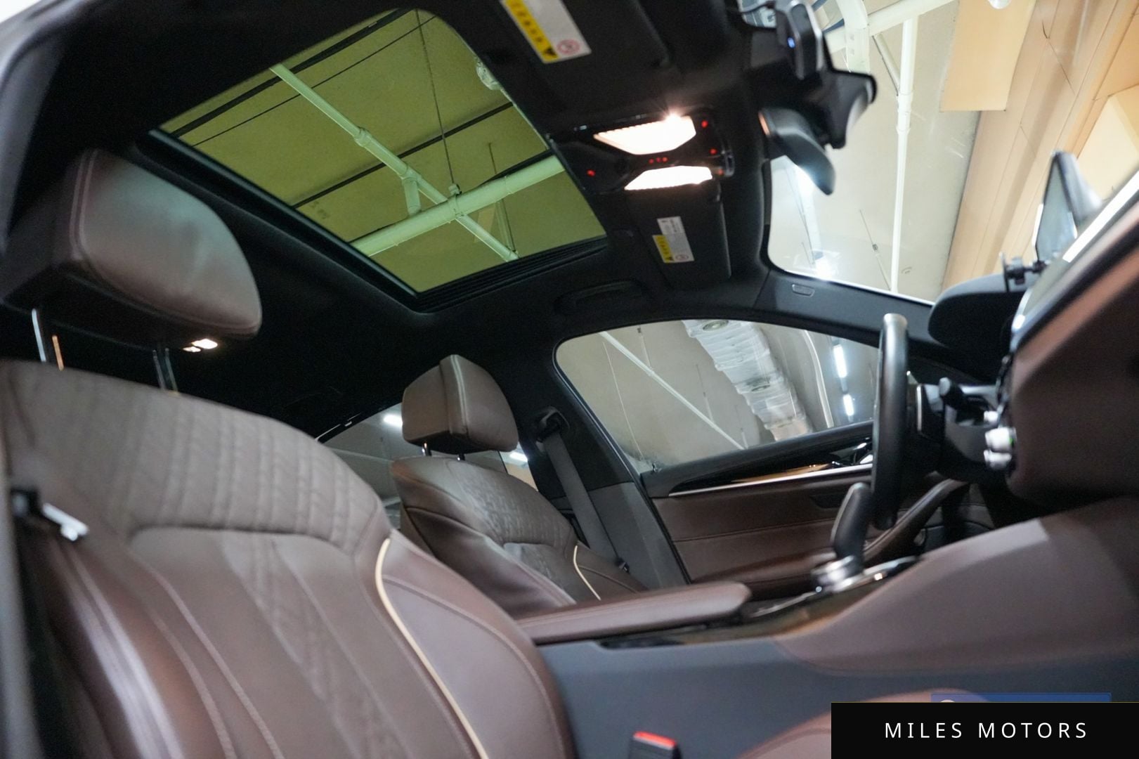 BMW 5 Series (G30) 2018 — миниатюра 19