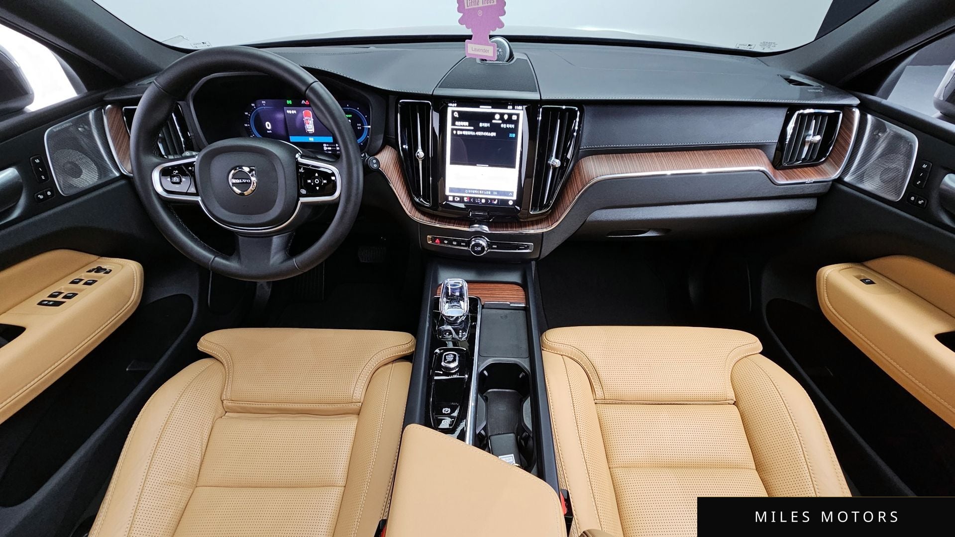Volvo XC60 2024 — миниатюра 7