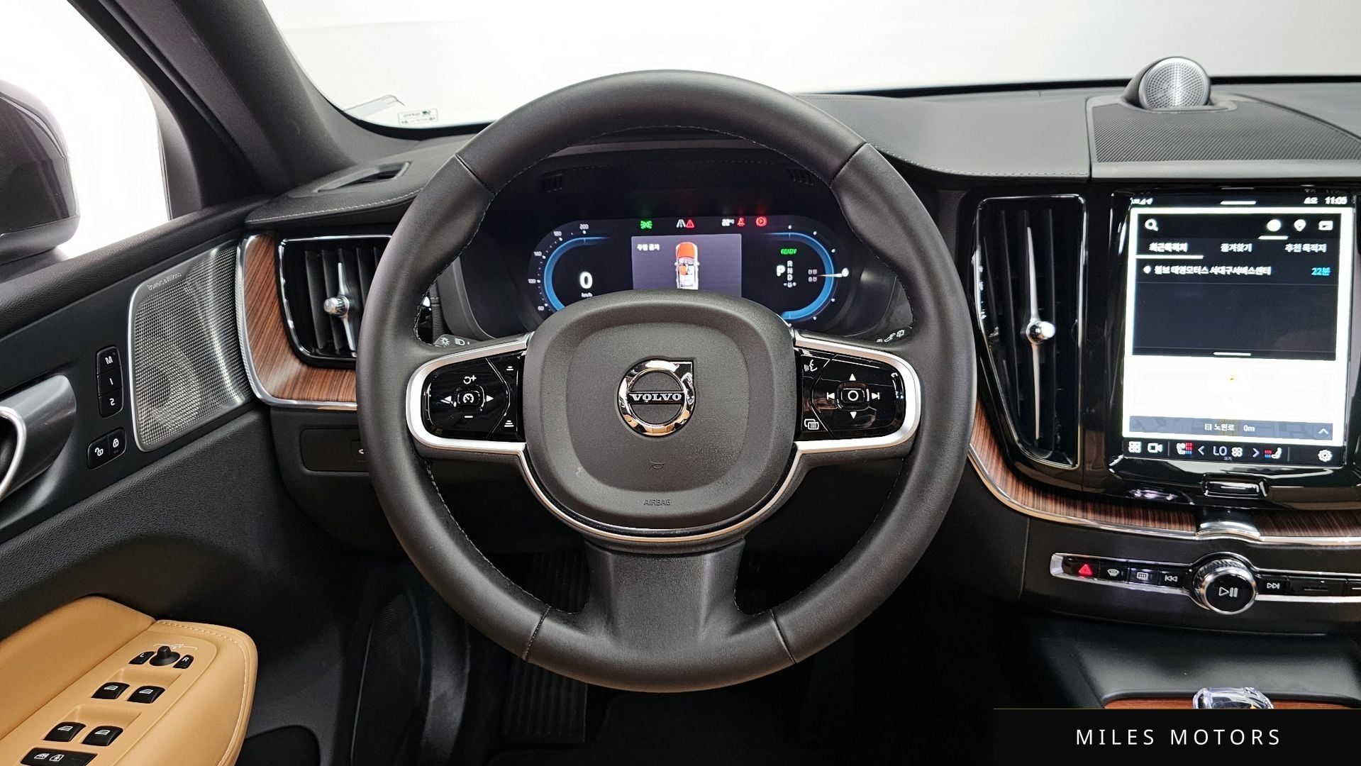 Volvo XC60 2024 — миниатюра 13