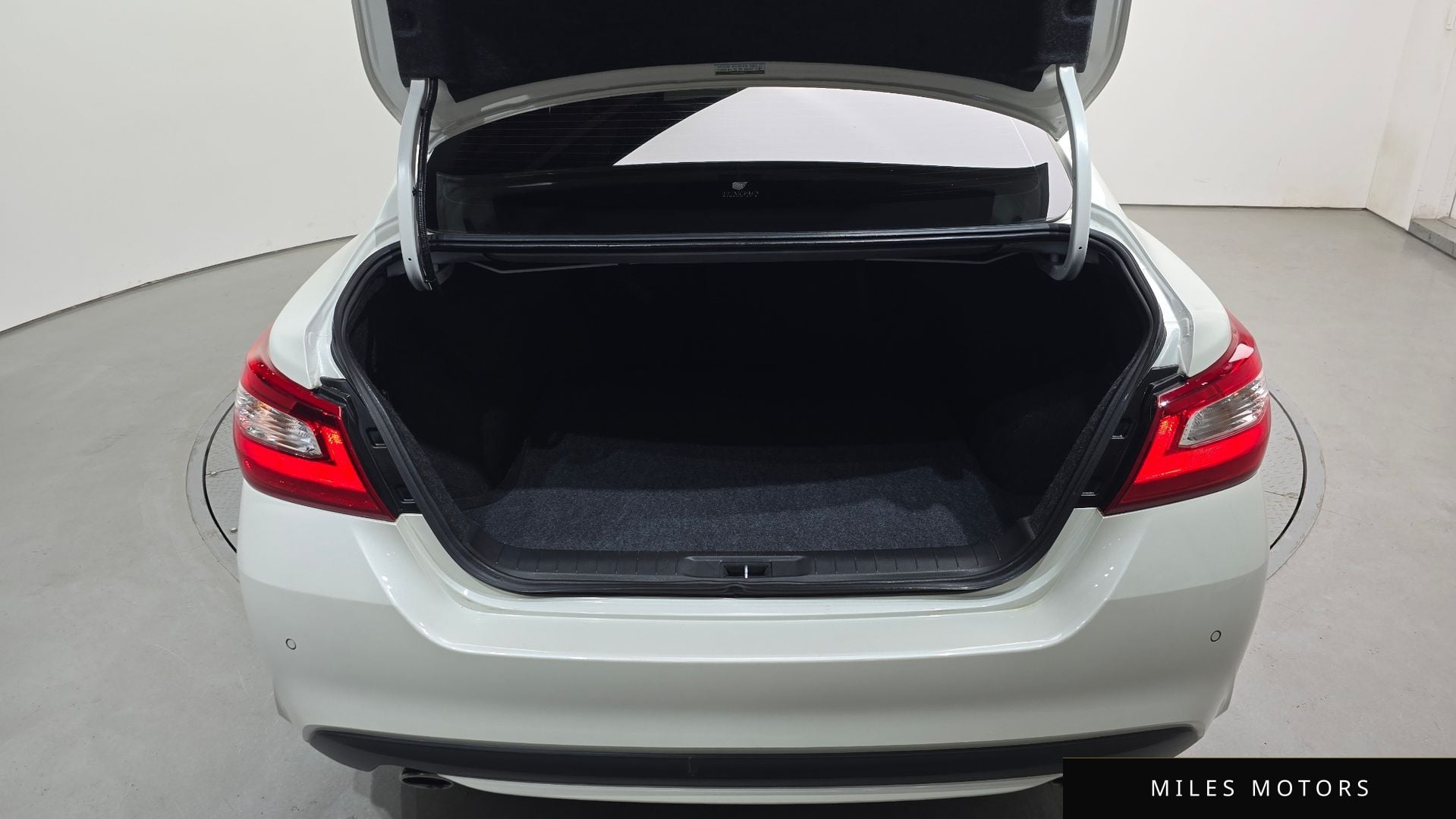 Nissan Altima 2017 — миниатюра 18
