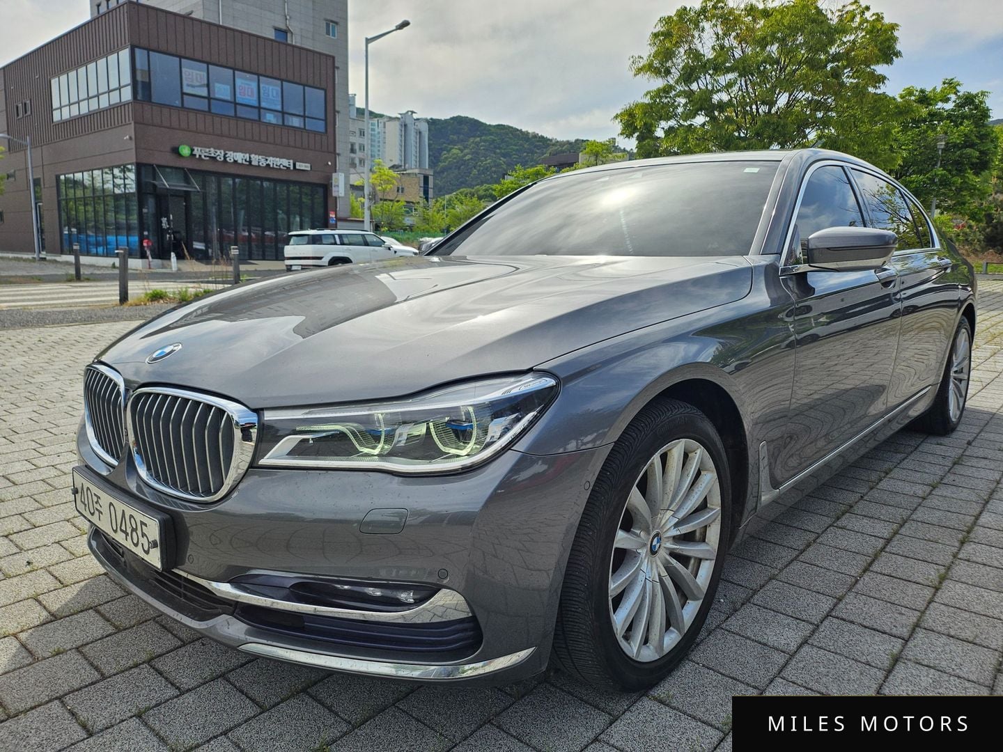 BMW 7 Series (G11) 2016 — миниатюра 2
