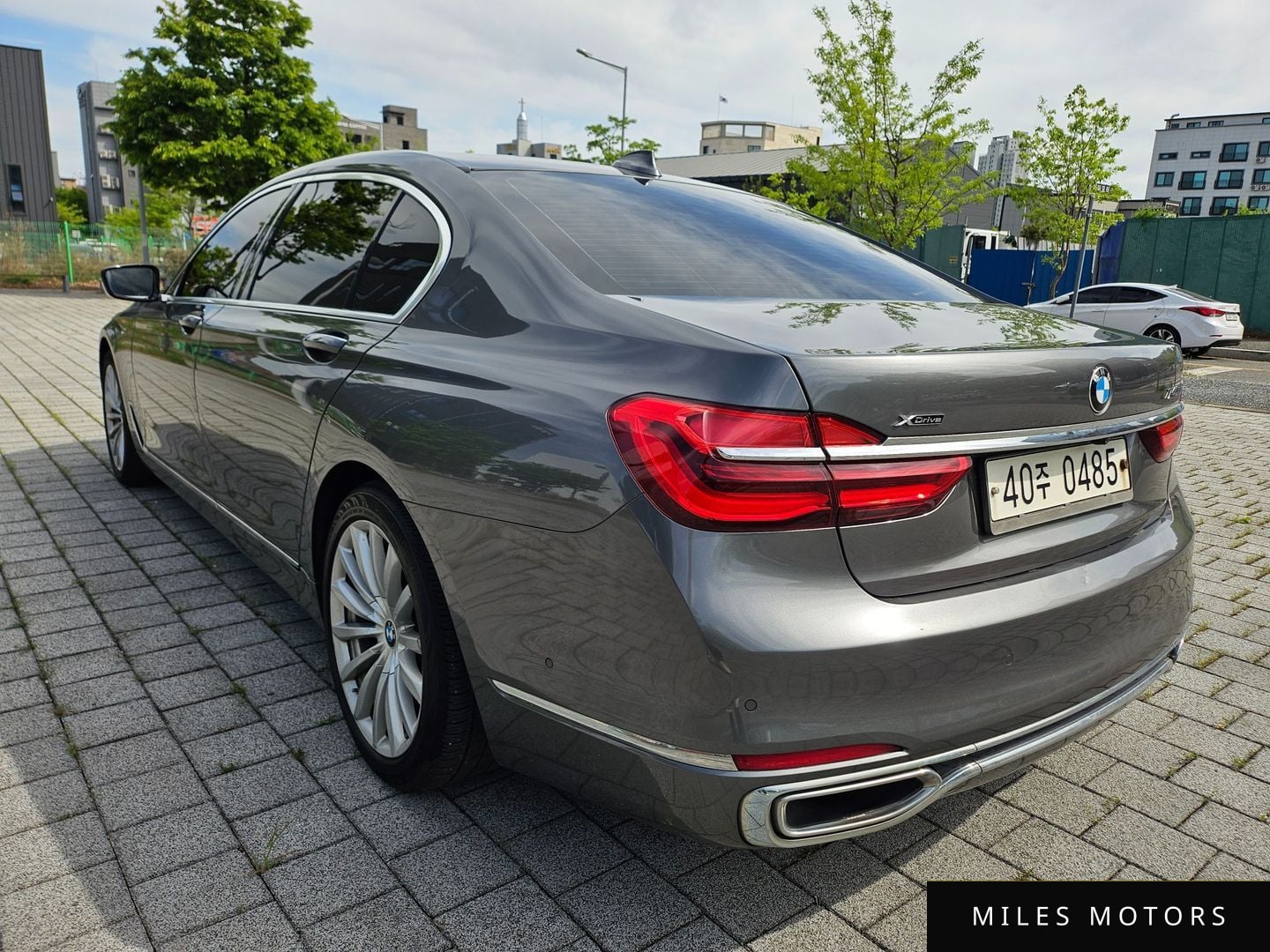 BMW 7 Series (G11) 2016 — миниатюра 7